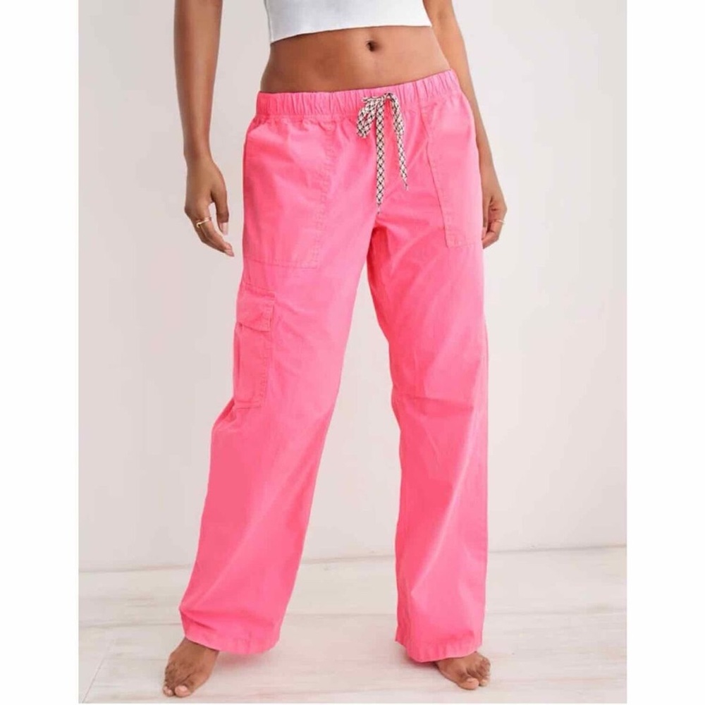 Neon pink cargo pants wide leg